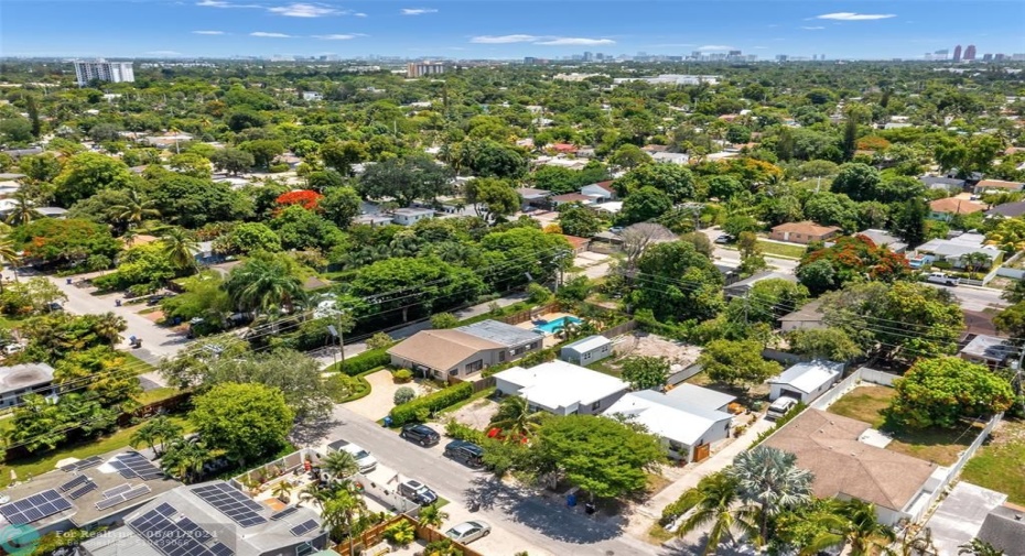 Just Minutes from the Restaurants, Shopping, Wilton Manors, Dining, Highways, Downtown & Beaches.