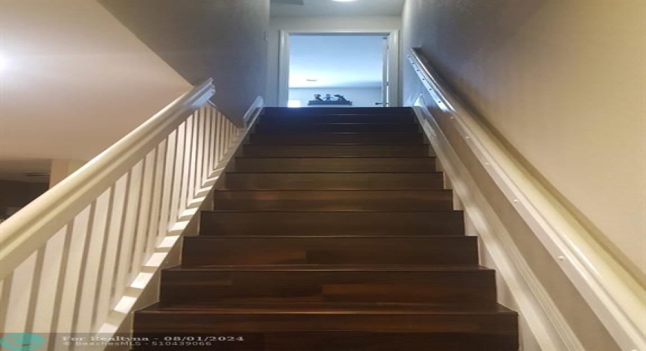 Beautiful dark laminate on stairs