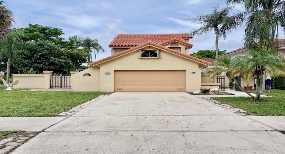 746 NW 38th Terrace, Deerfield Beach, Florida 33442, 3 Bedrooms Bedrooms, ,3 BathroomsBathrooms,Single Family,For Sale,38th,RX-11008409