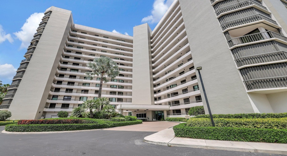 8880 S Ocean Drive Unit 1404, Jensen Beach, Florida 34957, 2 Bedrooms Bedrooms, ,2 BathroomsBathrooms,Residential Lease,For Rent,Ocean,14,RX-11008672