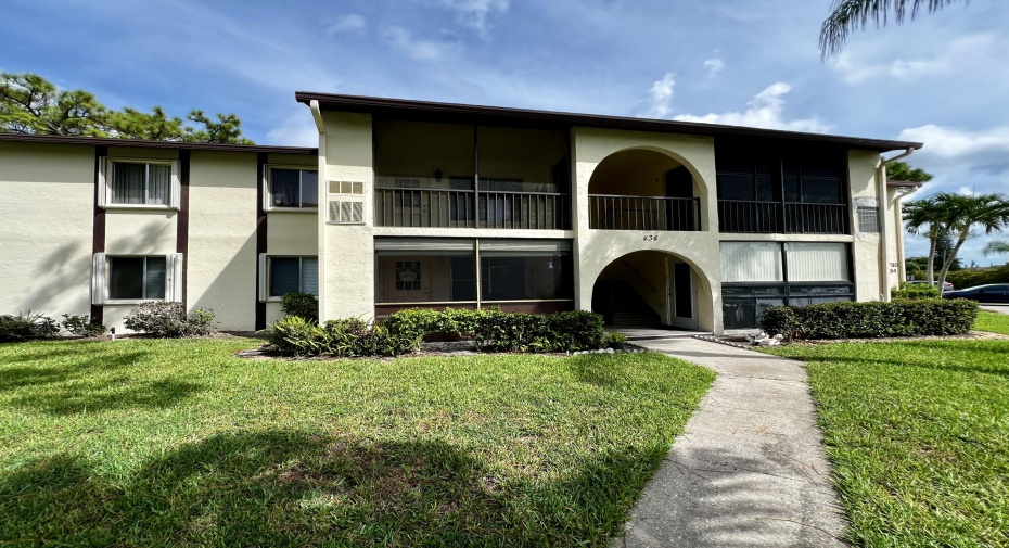 5730 Pine Wood Drive Unit A2, Lake Worth, Florida 33463, 2 Bedrooms Bedrooms, ,2 BathroomsBathrooms,Condominium,For Sale,Pine Wood,2,RX-11008940