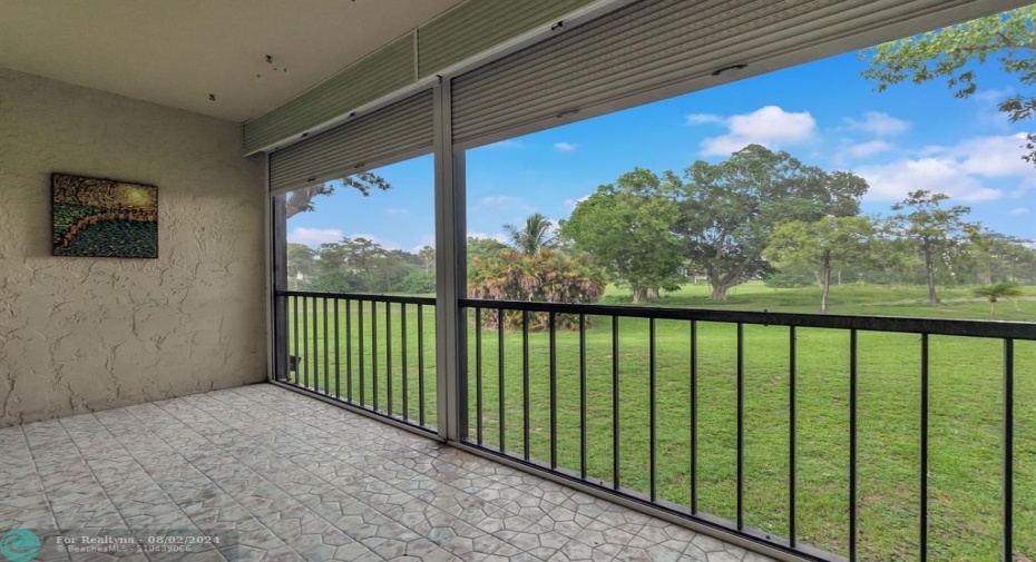 Screened Balcony w/View