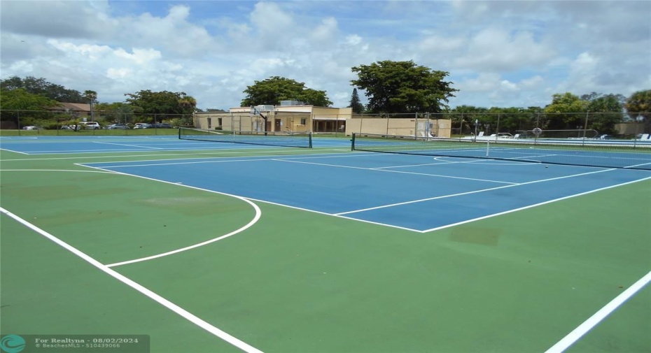 Lots of courts for your use