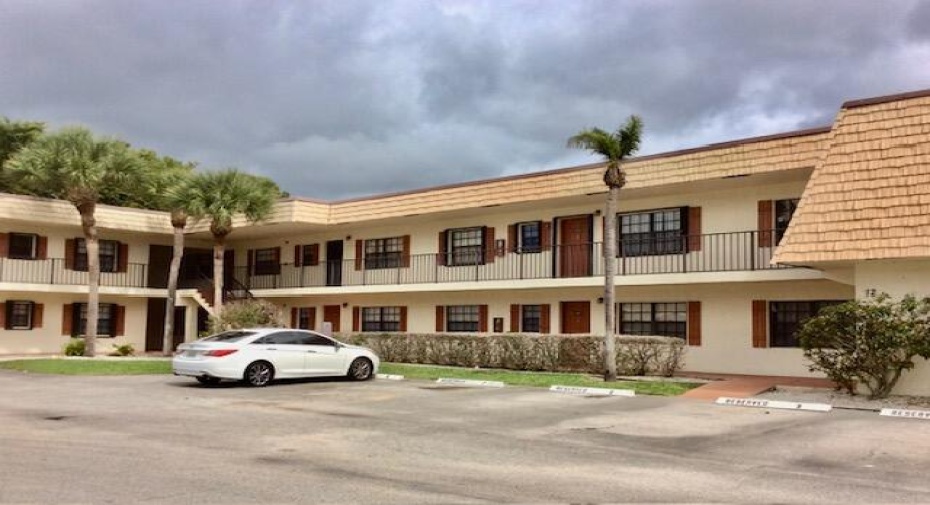 4275 Oak Terrace Drive Unit 4275, Greenacres, Florida 33463, 2 Bedrooms Bedrooms, ,2 BathroomsBathrooms,Residential Lease,For Rent,Oak Terrace,2,RX-10995469