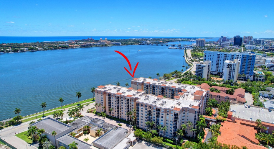 1801 N Flagler Drive Unit 301, West Palm Beach, Florida 33407, 2 Bedrooms Bedrooms, ,2 BathroomsBathrooms,Residential Lease,For Rent,Flagler,3,RX-11009153