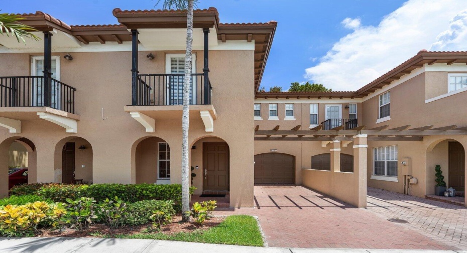 6877 Julia Gardens Drive, Coconut Creek, Florida 33073, 3 Bedrooms Bedrooms, ,2 BathroomsBathrooms,Townhouse,For Sale,Julia Gardens,RX-11001024