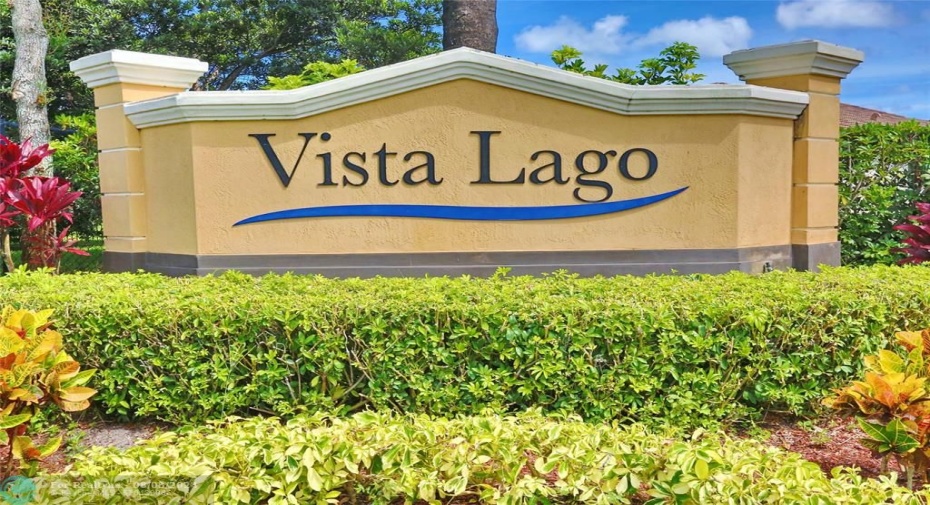 Vista Lago HOA 106 homes