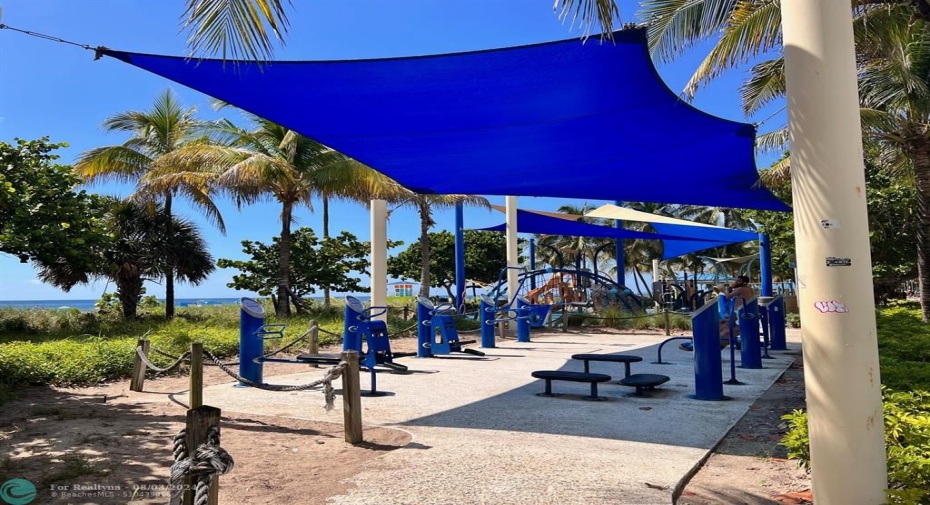 beachfront public workout stations