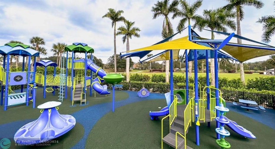 COUNTRY CLUB PLAYGROUND