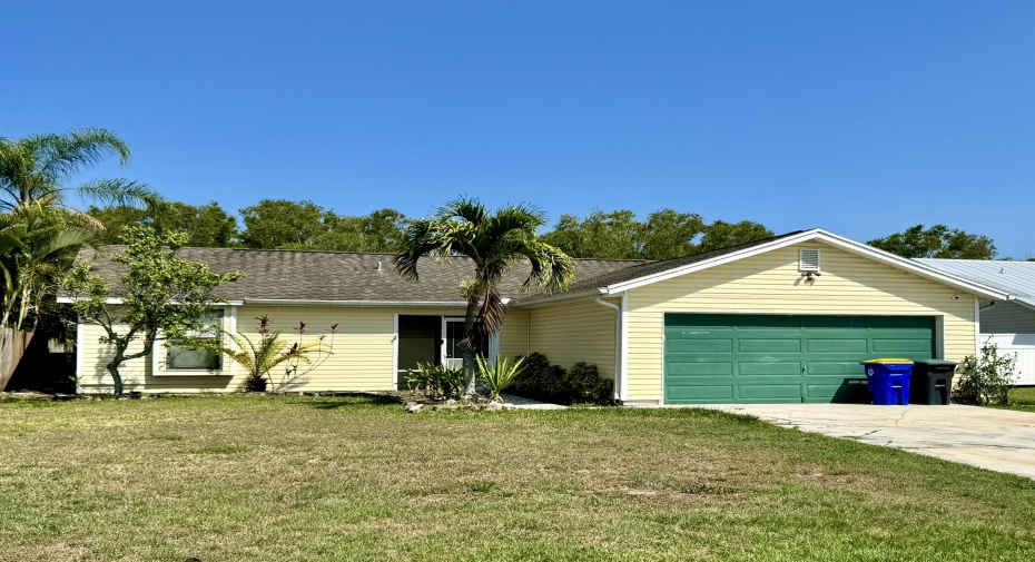 6685 SE Amyris Court, Stuart, Florida 34997, 3 Bedrooms Bedrooms, ,2 BathroomsBathrooms,Single Family,For Sale,Amyris,RX-10986247