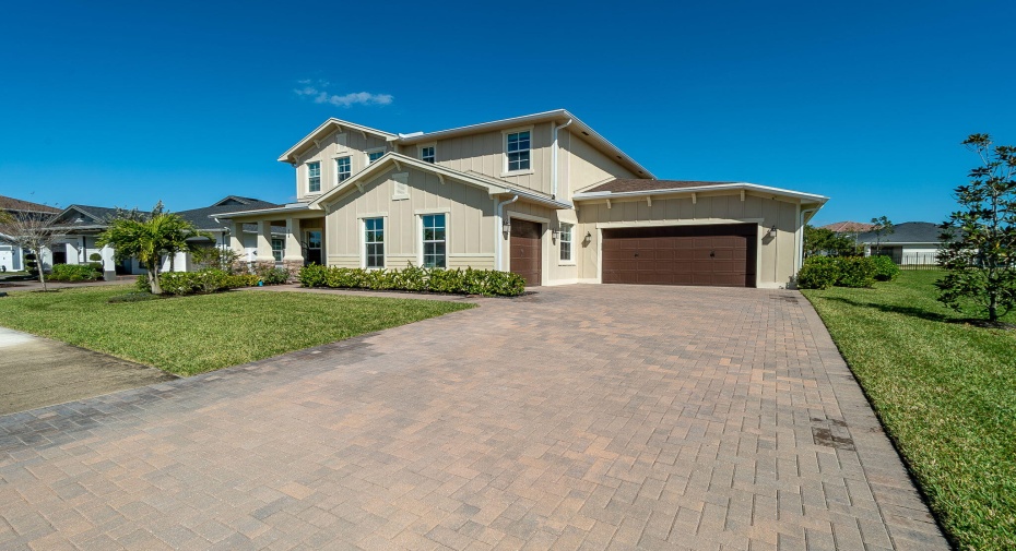 916 Hookline Circle, Loxahatchee, Florida 33470, 5 Bedrooms Bedrooms, ,4 BathroomsBathrooms,Single Family,For Sale,Hookline,RX-11009621