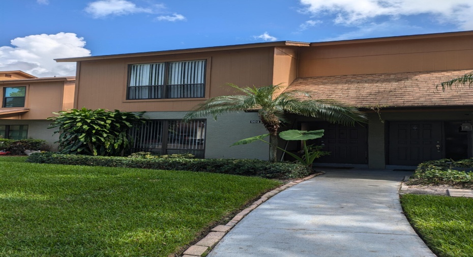 904 Sandtree Drive, Palm Beach Gardens, Florida 33403, 3 Bedrooms Bedrooms, ,2 BathroomsBathrooms,Residential Lease,For Rent,Sandtree,RX-11009740