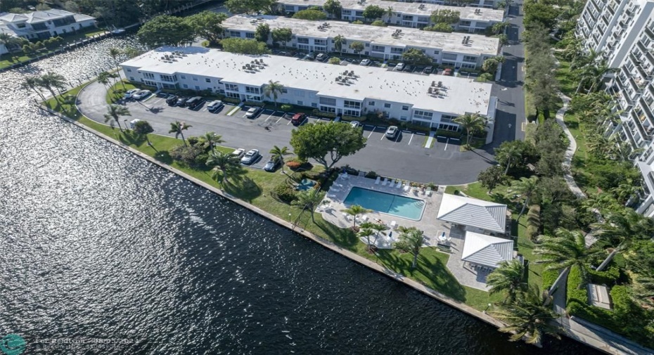 Pool & Bar on ICW. That building is #20