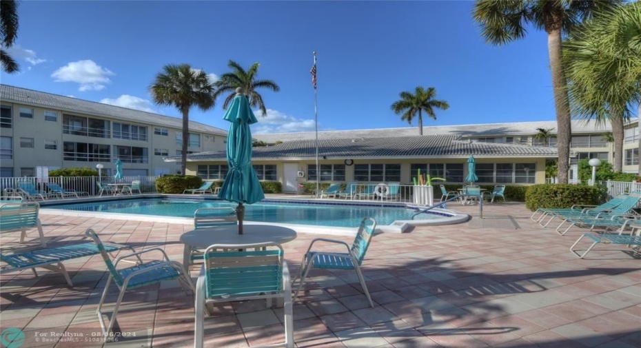 POOL AND CLUBHOUSE