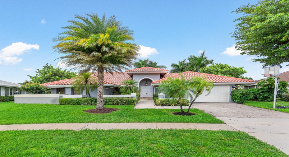 2281 Seaford Drive, Wellington, Florida 33414, 4 Bedrooms Bedrooms, ,2 BathroomsBathrooms,Single Family,For Sale,Seaford,RX-11009803