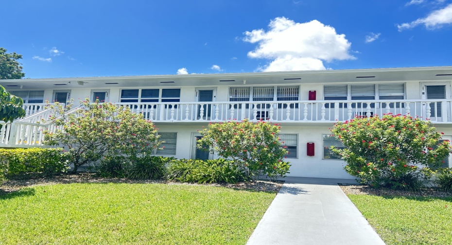 384 Northampton Unit 384, West Palm Beach, Florida 33417, 1 Bedroom Bedrooms, ,1 BathroomBathrooms,Residential Lease,For Rent,Northampton,2,RX-11009848