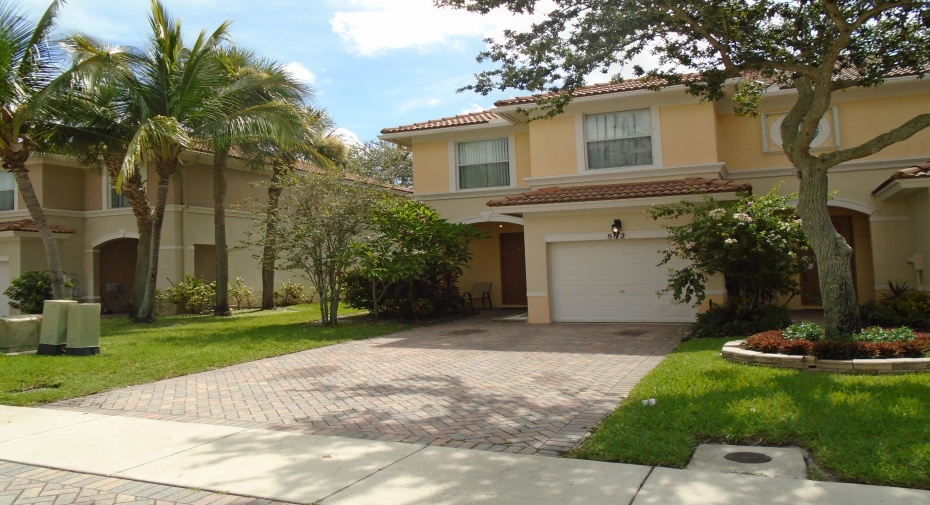 802 Seminole Palms Drive, Greenacres, Florida 33463, 3 Bedrooms Bedrooms, ,2 BathroomsBathrooms,Townhouse,For Sale,Seminole Palms,RX-11009870