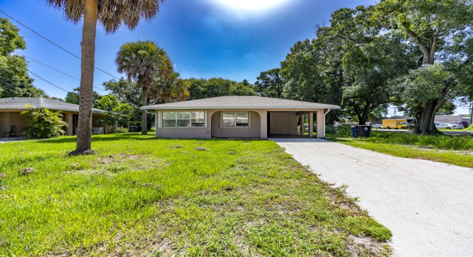 208 N 30th Street, Fort Pierce, Florida 34947, 3 Bedrooms Bedrooms, ,2 BathroomsBathrooms,Single Family,For Sale,30th,RX-11010062