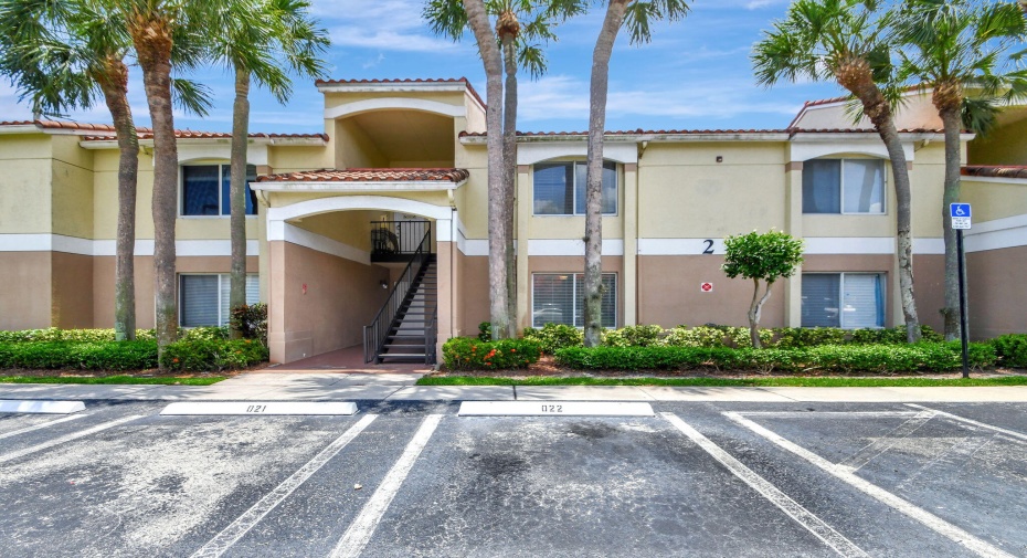 815 W Boynton Beach Boulevard Unit 2-103, Boynton Beach, Florida 33426, 1 Bedroom Bedrooms, ,1 BathroomBathrooms,Condominium,For Sale,Boynton Beach,103,RX-10991103