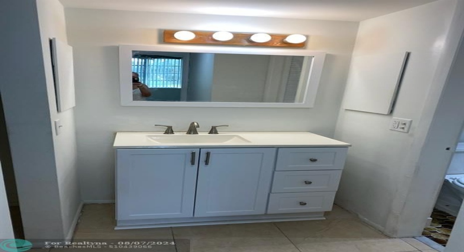 VERY NICE VANITY WITH TWO MEDICINE CABINETS-ONE ON EACH SIDE