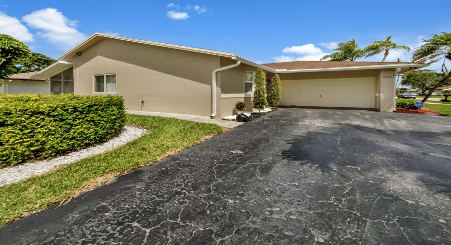 8832 NW 76th Court, Tamarac, Florida 33321, 3 Bedrooms Bedrooms, ,2 BathroomsBathrooms,Single Family,For Sale,76th,RX-11010368