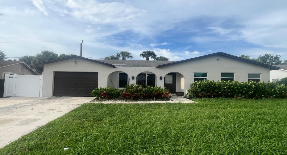 9175 SW Sw 1st Place Place, Boca Raton, Florida 33428, 5 Bedrooms Bedrooms, ,2 BathroomsBathrooms,Residential Lease,For Rent,Sw 1st Place,RX-11010382