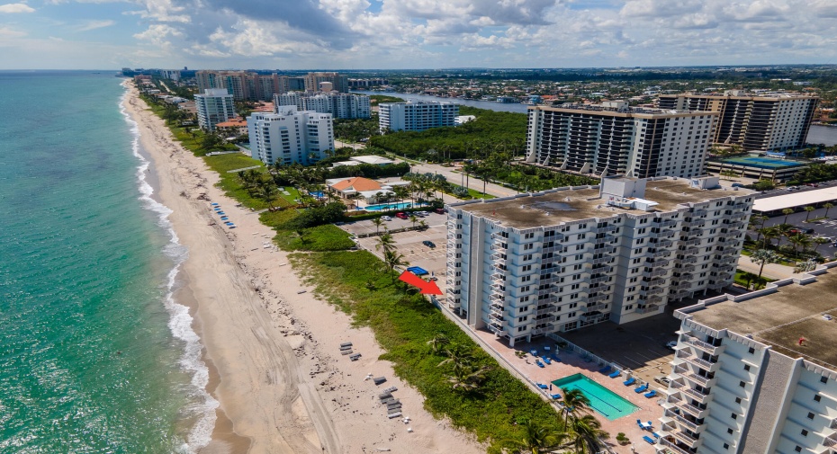 3301 S Ocean Boulevard Unit 109, Highland Beach, Florida 33487, 2 Bedrooms Bedrooms, ,2 BathroomsBathrooms,Residential Lease,For Rent,Ocean,2,RX-11010405