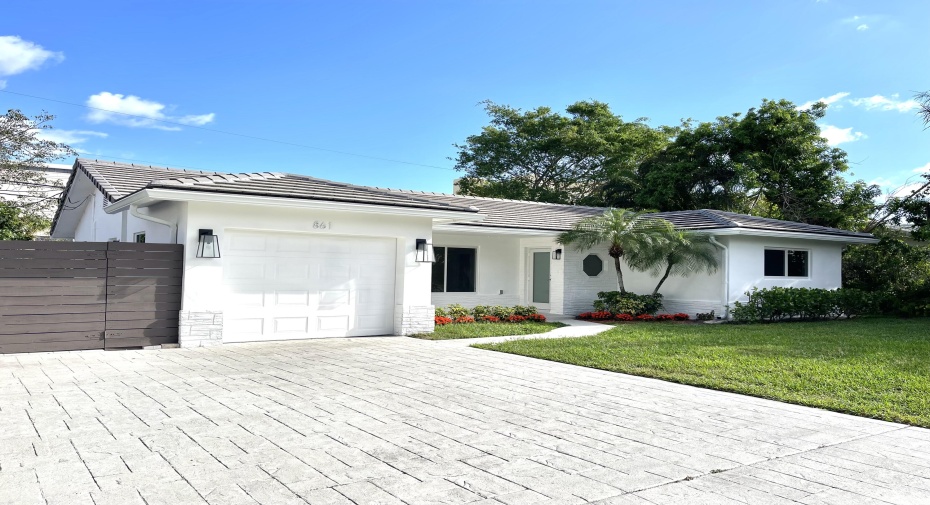 861 NW 7th Street, Boca Raton, Florida 33486, 3 Bedrooms Bedrooms, ,2 BathroomsBathrooms,Residential Lease,For Rent,7th,RX-11010415