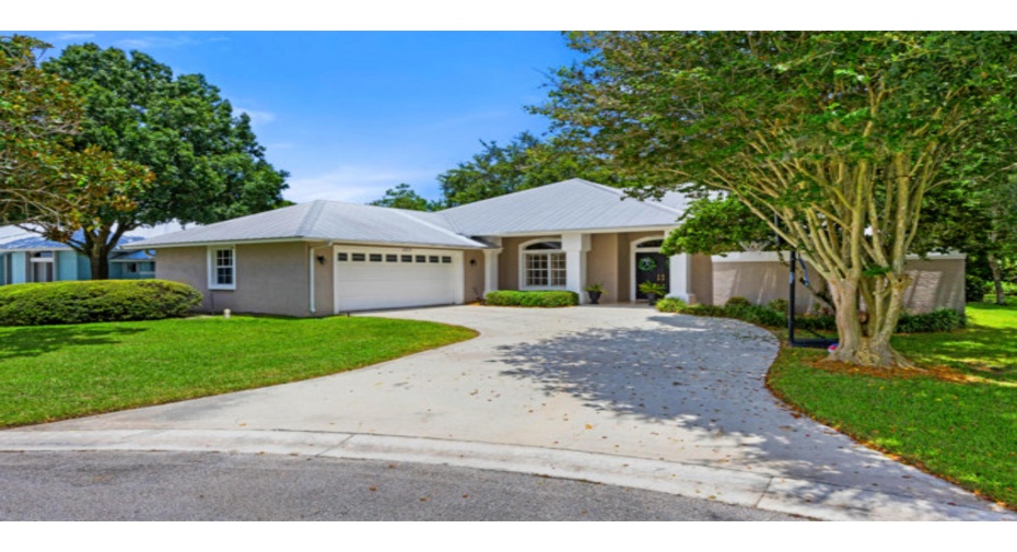 1835 SW Autumnwood Way, Palm City, Florida 34990, 4 Bedrooms Bedrooms, ,3 BathroomsBathrooms,Single Family,For Sale,Autumnwood,RX-11010496