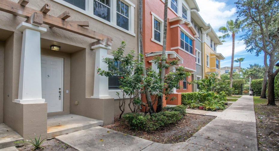 500 Pacific Grove Drive Unit 5, West Palm Beach, Florida 33401, 2 Bedrooms Bedrooms, ,2 BathroomsBathrooms,Residential Lease,For Rent,Pacific Grove,1,RX-11010540