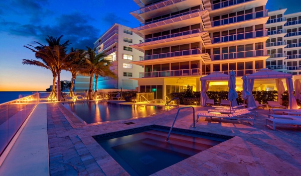 3550 S Ocean Boulevard Unit 6d, South Palm Beach, Florida 33480, 2 Bedrooms Bedrooms, ,3 BathroomsBathrooms,Condominium,For Sale,Ocean,6,RX-10863403