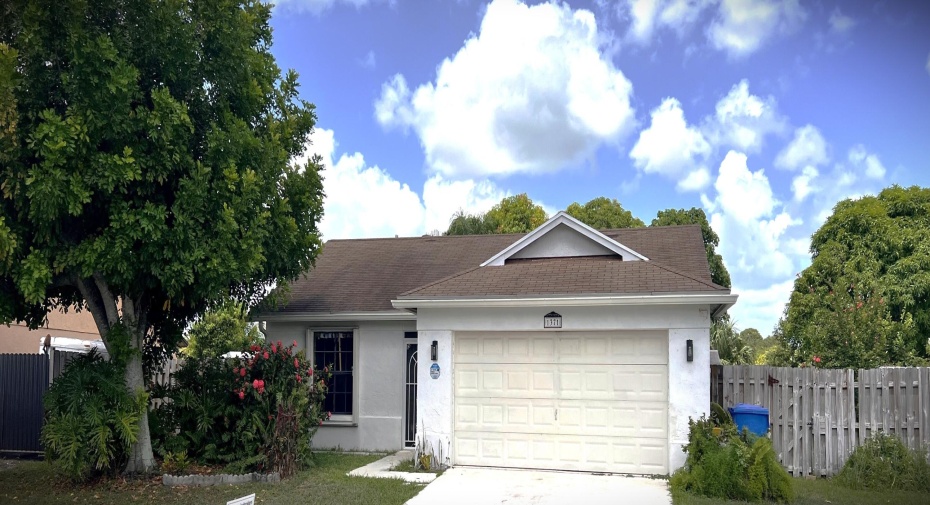 1371 Thornbank Lane, Royal Palm Beach, Florida 33411, 2 Bedrooms Bedrooms, ,2 BathroomsBathrooms,Single Family,For Sale,Thornbank,RX-11009600