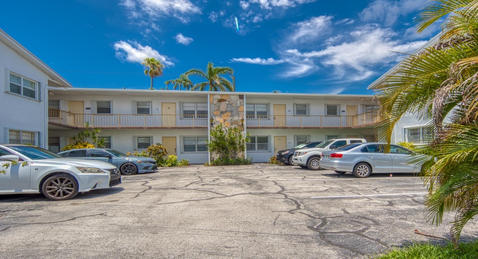 111 Cleveland Street Unit B5, Lake Worth, Florida 33461, 1 Bedroom Bedrooms, ,1 BathroomBathrooms,Condominium,For Sale,Cleveland,2,RX-11010678