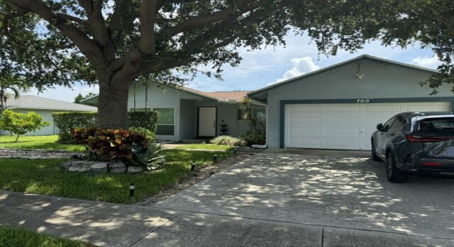 700 NW 48th Avenue, Coconut Creek, Florida 33063, 4 Bedrooms Bedrooms, ,2 BathroomsBathrooms,Residential Lease,For Rent,48th,RX-11010786