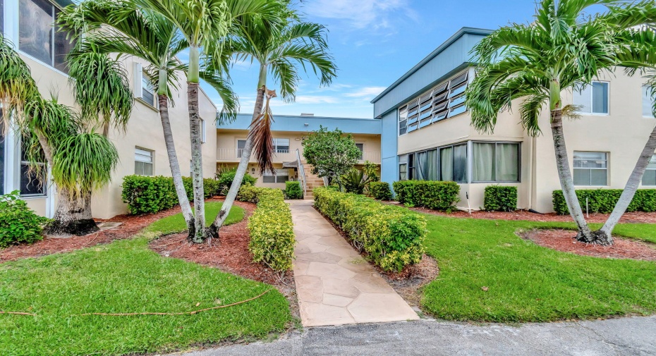 909 Flanders Unit S, Delray Beach, Florida 33484, 2 Bedrooms Bedrooms, ,2 BathroomsBathrooms,Condominium,For Sale,Flanders,2,RX-11010901