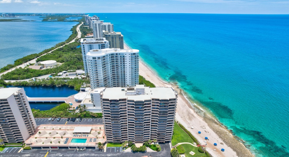 4200 N Ocean Drive Unit 1-604, Riviera Beach, Florida 33404, 2 Bedrooms Bedrooms, ,2 BathroomsBathrooms,Condominium,For Sale,Ocean,6,RX-11010280