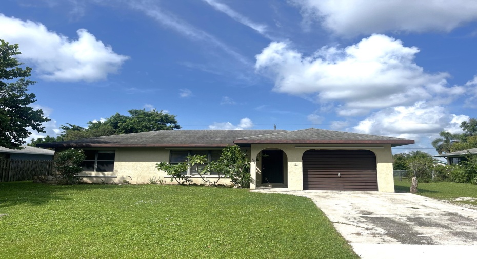 434 SE Galleon Lane, Port Saint Lucie, Florida 34983, 2 Bedrooms Bedrooms, ,2 BathroomsBathrooms,Single Family,For Sale,Galleon,RX-11010417