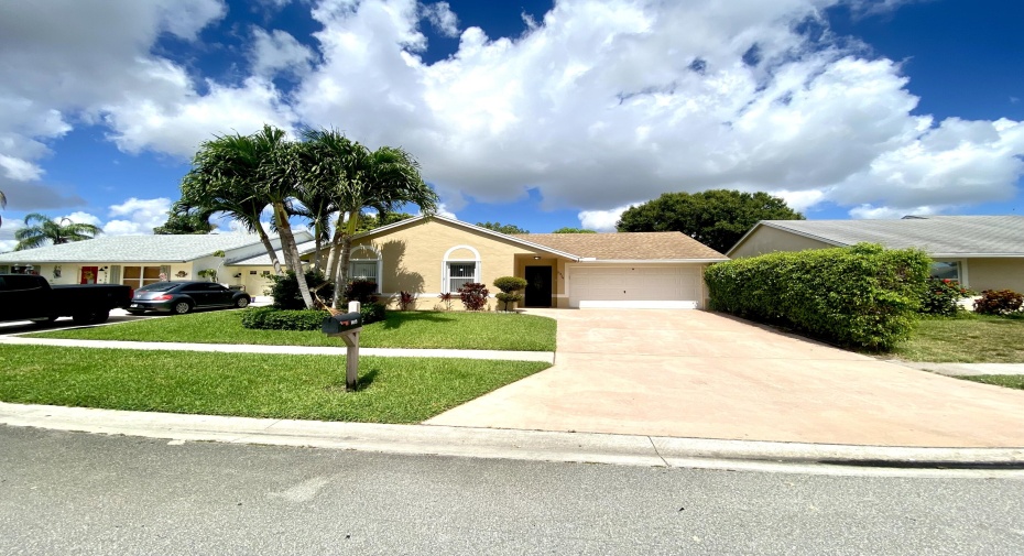 5314 Blueberry Hill Avenue, Lake Worth, Florida 33463, 3 Bedrooms Bedrooms, ,2 BathroomsBathrooms,Residential Lease,For Rent,Blueberry Hill,RX-11010942