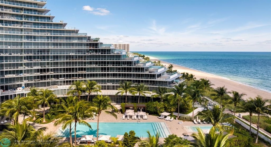 Oceanfront Pool area