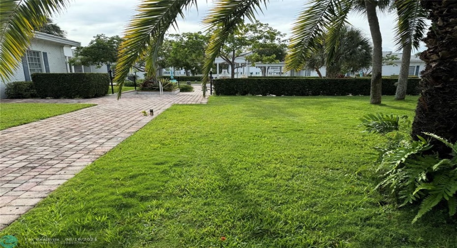 Garden View to Fountain