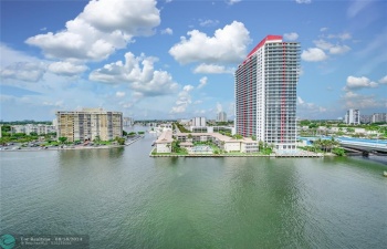 Gorgeous Intracoastal view from the balcony