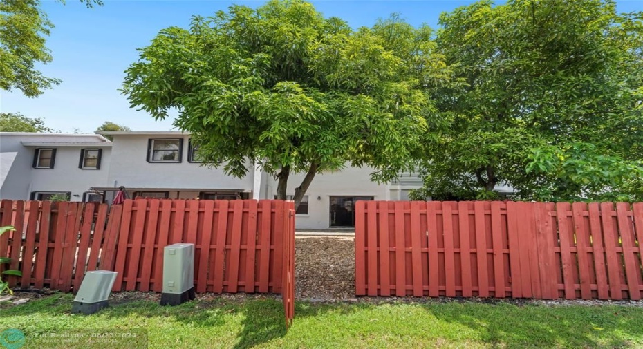 Gate from Yard to Common Area