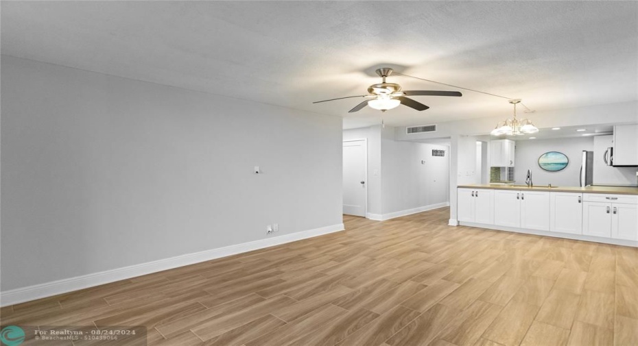 Open Kitchen to Dining room