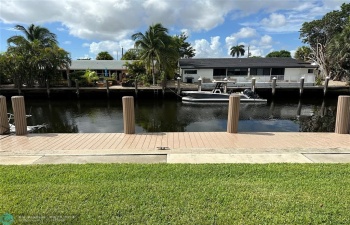 Just steps to your 30 foot new Dock.. No fixed bridges to the ocean