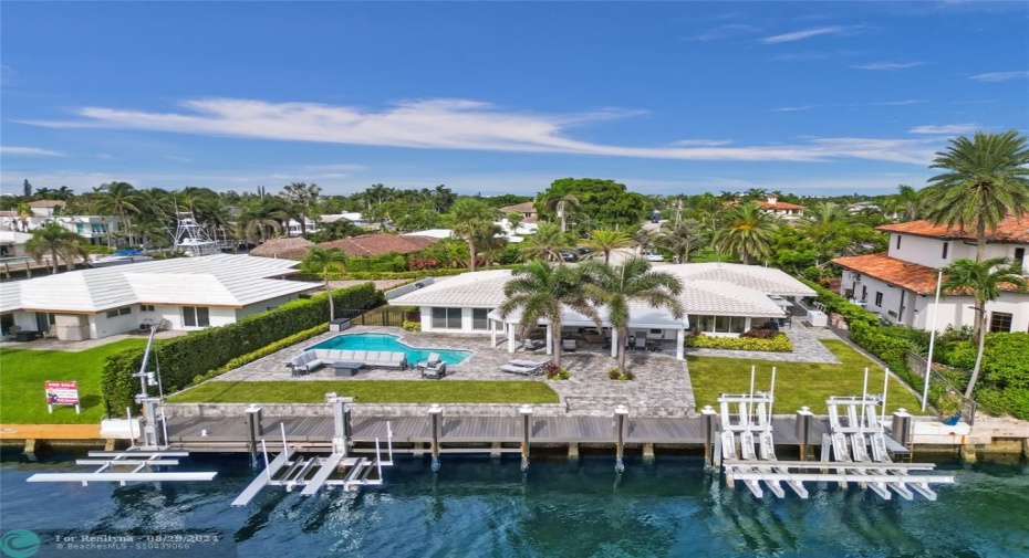 Oversized lot, 100 ft of ICW waterfrontage