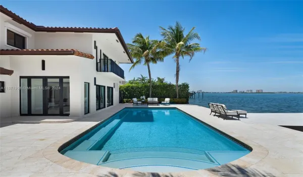 Oversized pool on the bay