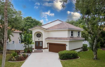 Large driveway with 2 car garage
