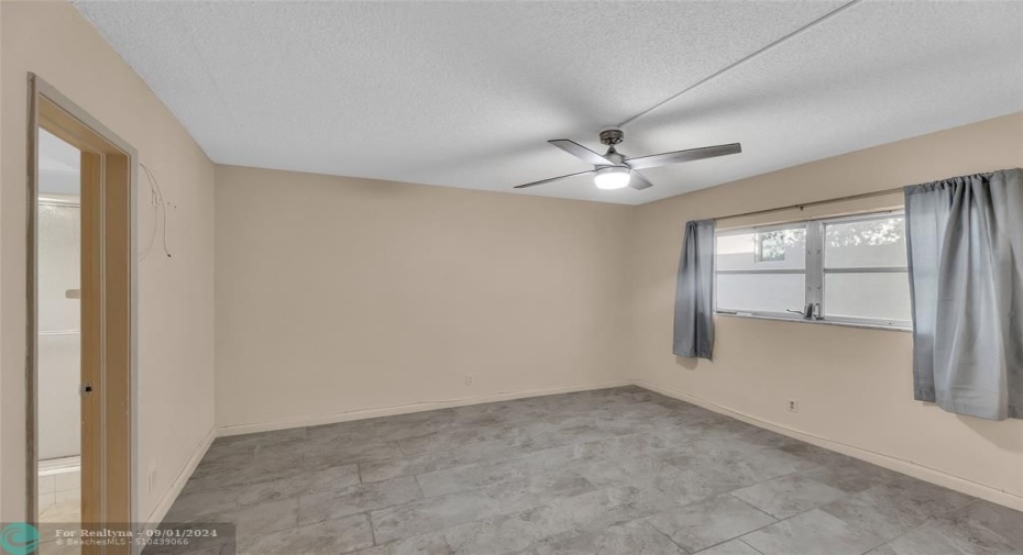 Master bedroom with great natural light and en-suite bathroom