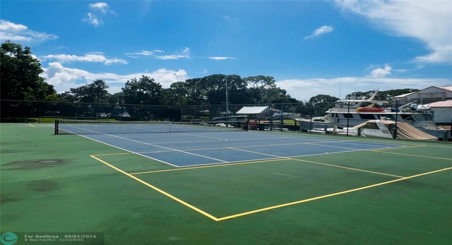 West Tennis and Pickleball Courts © MWPA2024