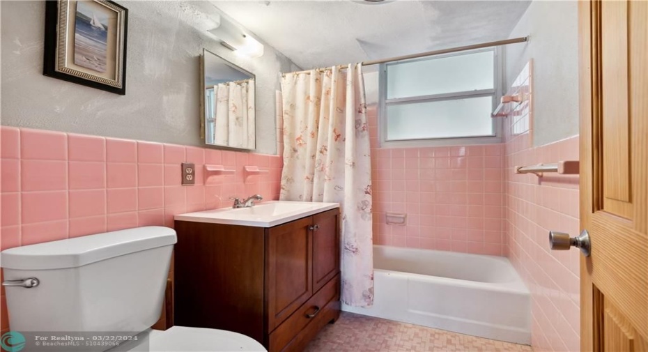 Bathroom with endless potential.